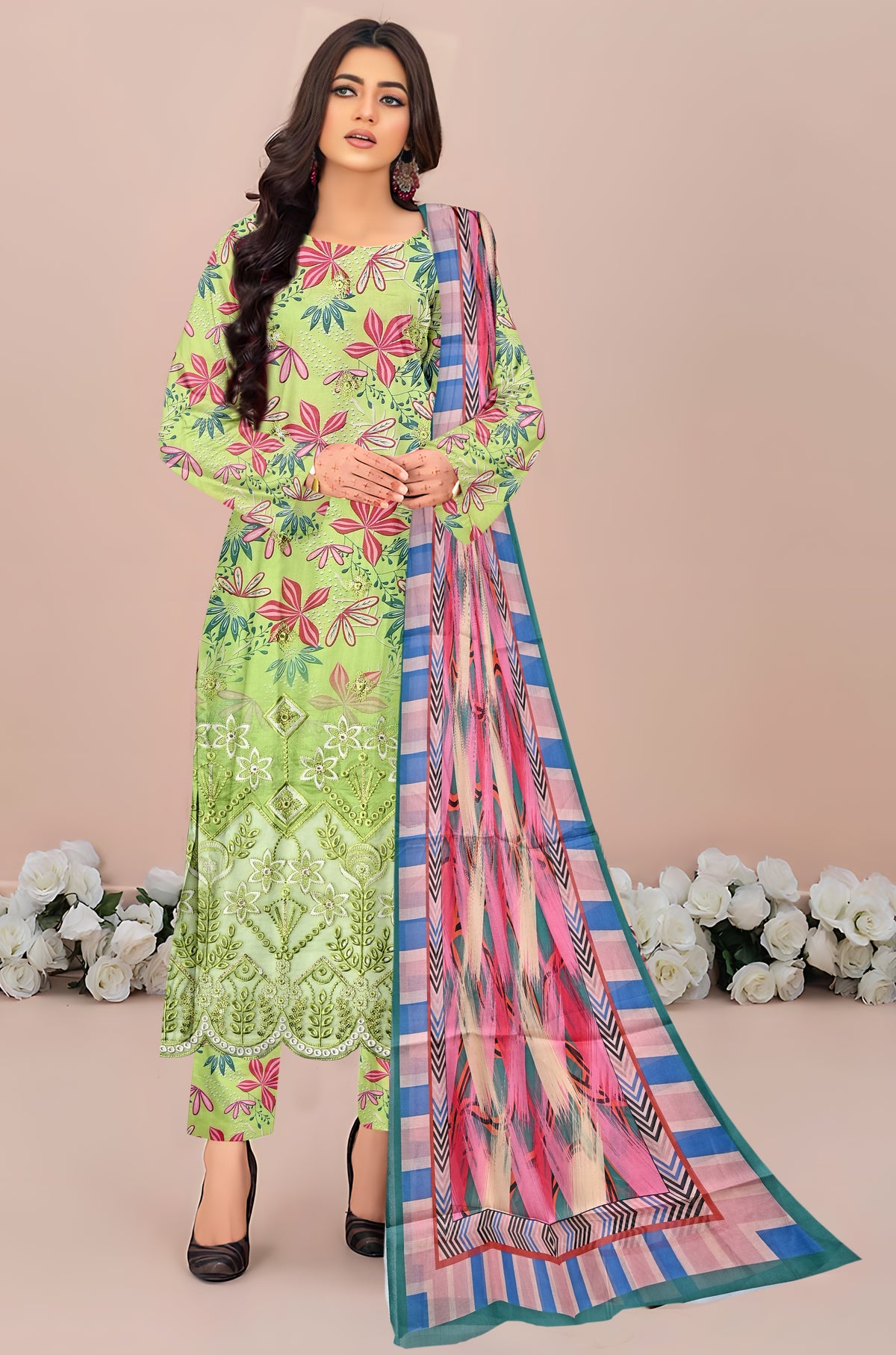 Sila Luxury Front Daman Heavy Embroidered Print Lawn D-05 Vol-104